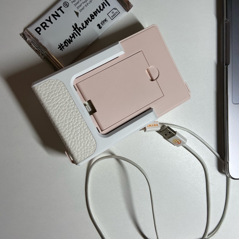 Prynt instant phone printer